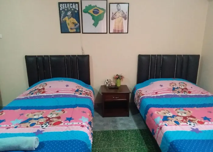 מלון Merit Mansion